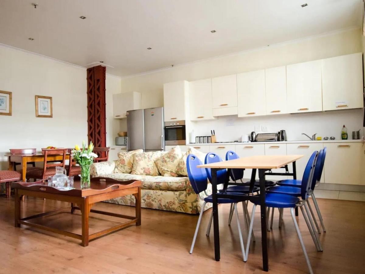 Scalabrini Accommodation Κέιπ Τάουν Εξωτερικό φωτογραφία