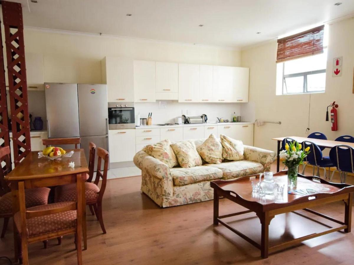 Scalabrini Accommodation Κέιπ Τάουν Εξωτερικό φωτογραφία